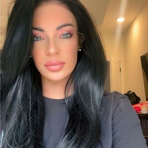 Elegant Black Hair Wig for Women